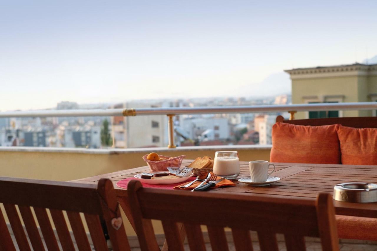 Friends Terrace Apartman Tirana Kültér fotó