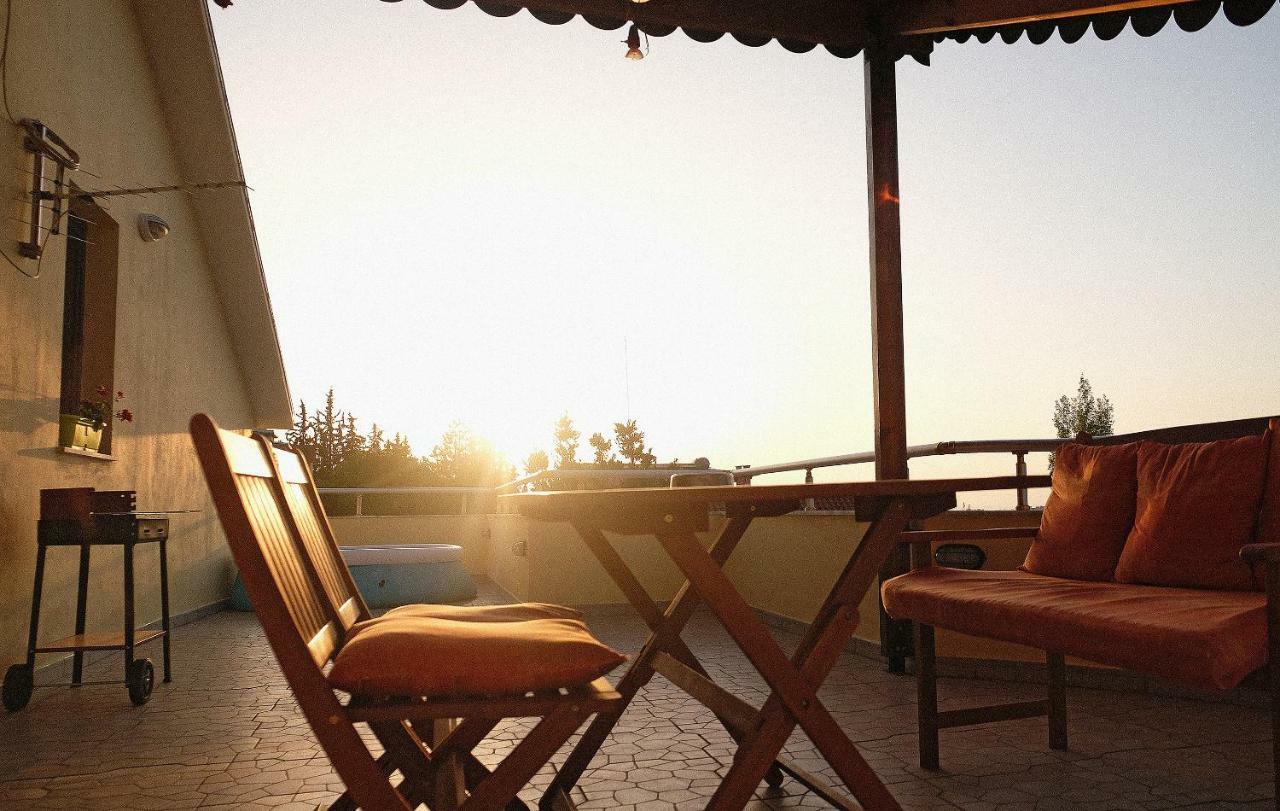 Friends Terrace Apartman Tirana Kültér fotó